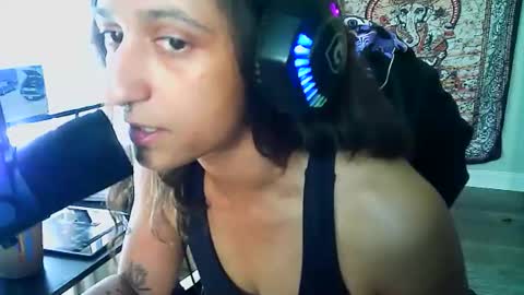 Snapshot of goddessvikkii chatting on 03/09/26, 05:06 goddessvikkii online show from 03/09/26, 05:06