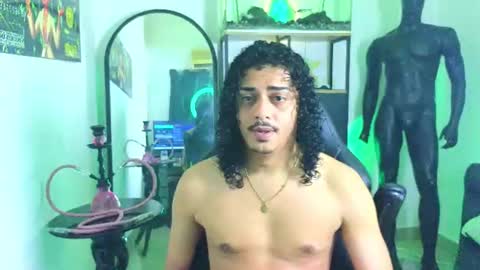 Snapshot of godiegogoxxx chatting on 06/11/26, 12:08 Diego online show from 06/11/26, 12:08
