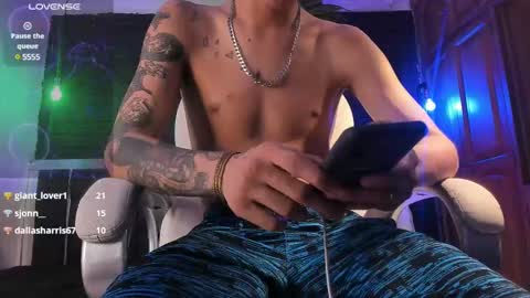 HUAN online show from 02/13/25, 02:31