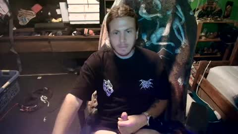 Snapshot of godmangod chatting on 06/23/26, 01:31 jimmyjohnameson online show from 06/23/26, 01:31