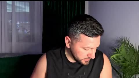 gold_alpha_boy online show from 06/17/26, 06:20
