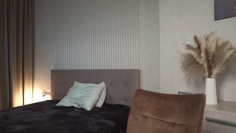 Snapshot of gold_blond chatting on 12/11/24, 09:19 Olivia online show from 12/11/24, 09:19