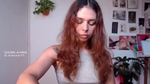 Snapshot of golden_alaska chatting on 10/14/25, 12:06 Alaska online show from 10/14/25, 12:06