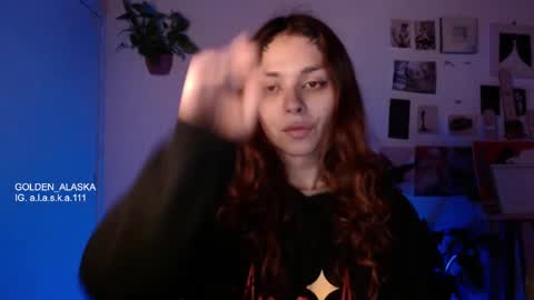 Snapshot of golden_alaska chatting on 10/23/25, 09:19 Alaska online show from 10/23/25, 09:19