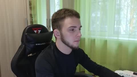 Golden boyyy21 online show from 12/03/25, 08:23