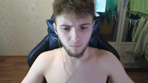 Snapshot of golden_boyyy21 chatting on 04/08/26, 04:51 Golden boyyy21 online show from 04/08/26, 04:51