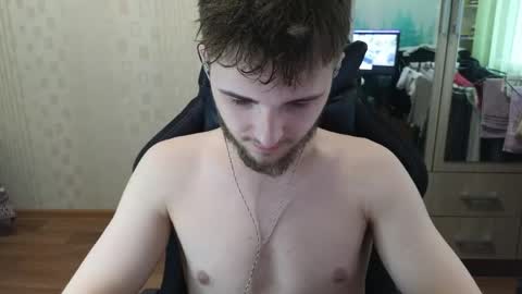 Snapshot of golden_boyyy21 chatting on 04/23/26, 01:02 Golden boyyy21 online show from 04/23/26, 01:02