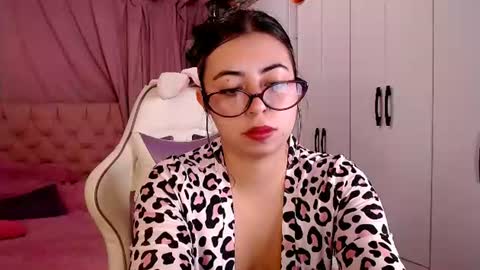 golden_gingerkitty online show from 06/11/26, 12:54