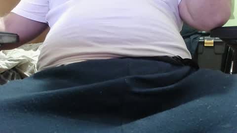 Snapshot of goldenboy_69_69 chatting on 01/11/26, 12:59 GoldenBoy69 online show from 01/11/26, 12:59