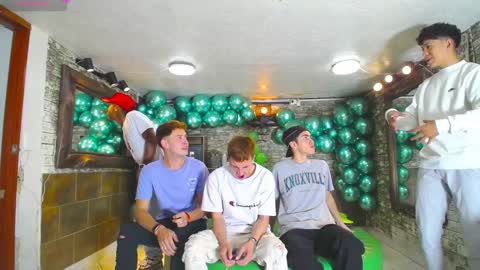 GOLDENJOI online show from 02/07/25, 12:39