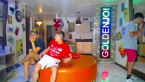 GOLDENJOI online show from 03/03/25, 11:44