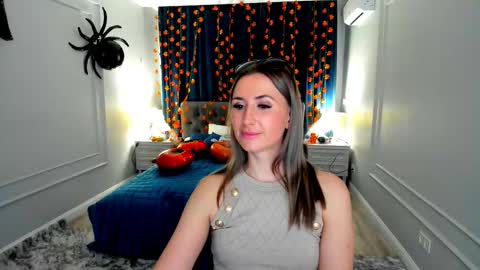 Olivia online show from 10/23/25, 07:56