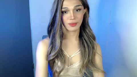 Lily is Gold online show from 03/05/25, 06:23