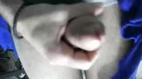 Snapshot of goldenmasculine chatting on 04/25/26, 01:41 goldenmasculine online show from 04/25/26, 01:41