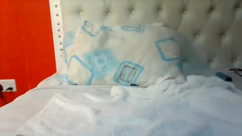 goldenmusexo online show from 06/06/26, 01:11