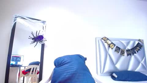 goldenn_ass1 online show from 10/24/25, 04:09