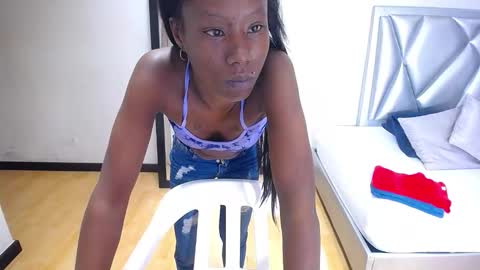 goldenn_ass1 online show from 11/11/25, 03:28