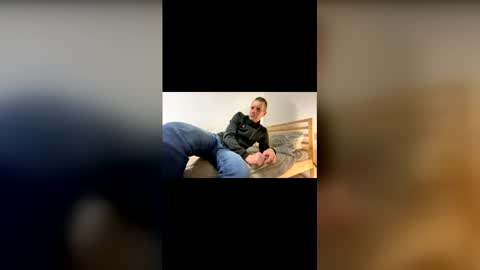 Snapshot of goldmedalexcellent chatting on 01/12/26, 09:09 Goldmedal online show from 01/12/26, 09:09