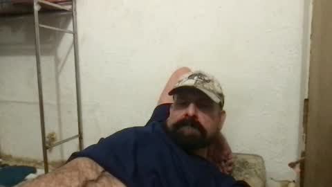 Snapshot of goldmenjustme chatting on 02/20/25, 08:25 Madmaxsanantonio online show from 02/20/25, 08:25