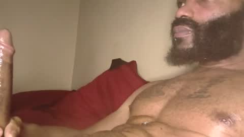 Snapshot of goldmouth_85 chatting on 06/18/26, 08:14 Goldmouth 85 online show from 06/18/26, 08:14