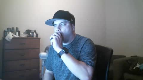 Snapshot of goleafzgo chatting on 12/30/24, 02:53 goleafzgo online show from 12/30/24, 02:53