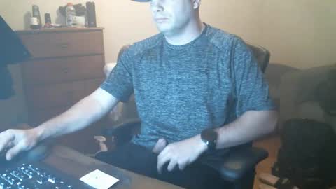 Snapshot of goleafzgo chatting on 02/12/25, 08:06 goleafzgo online show from 02/12/25, 08:06