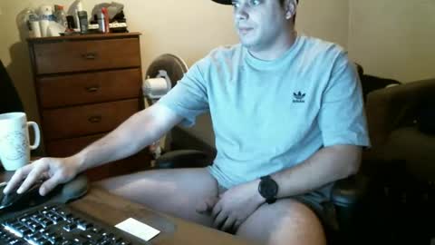 Snapshot of goleafzgo chatting on 03/12/25, 07:57 goleafzgo online show from 03/12/25, 07:57