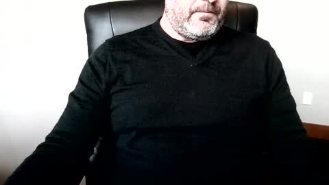 Snapshot of golfpro84 chatting on 05/06/26, 09:20 golfpro84 online show from 05/06/26, 09:20