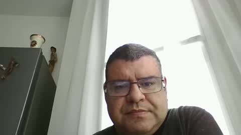 gomezgonz5 online show from 10/13/25, 09:42