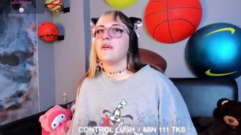 gomory_kitty online show from 05/08/26, 04:56