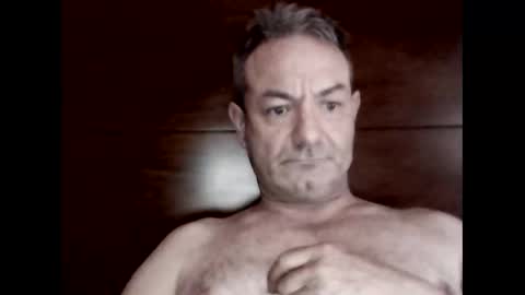 Snapshot of gonzalobilbaogon chatting on 02/23/26, 08:12 gonzalo online show from 02/23/26, 08:12