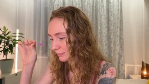 Polly online show from 12/05/25, 05:53