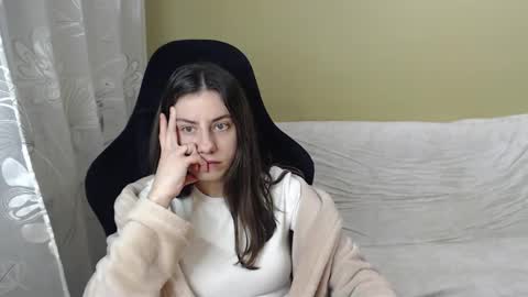 Snapshot of good__night chatting on 03/13/26, 04:57 Elizabeth Effie online show from 03/13/26, 04:57