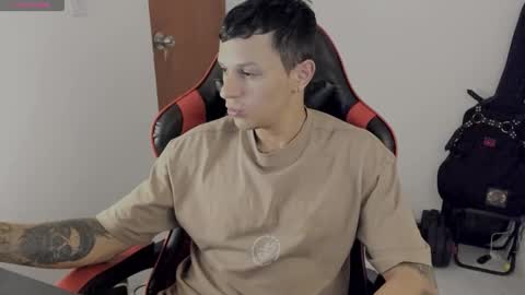 Snapshot of goodboy69i chatting on 10/23/25, 11:57 goodboy69i online show from 10/23/25, 11:57