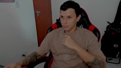 Snapshot of goodboy69i chatting on 11/07/25, 03:23 goodboy69i online show from 11/07/25, 03:23