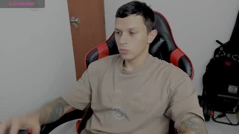 Snapshot of goodboy69i chatting on 11/10/25, 12:20 goodboy69i online show from 11/10/25, 12:20