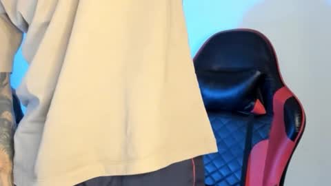 Snapshot of goodboy69i chatting on 02/14/26, 11:34 goodboy69i online show from 02/14/26, 11:34