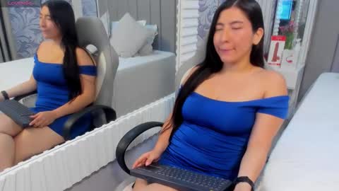 Snapshot of goodgirl22_ chatting on 03/17/26, 02:16 Emmy online show from 03/17/26, 02:16