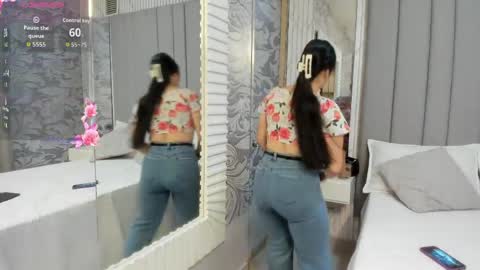 Snapshot of goodgirl22_ chatting on 04/09/26, 02:22 Emmy online show from 04/09/26, 02:22