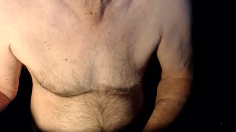 Snapshot of goodking999 chatting on 12/04/25, 08:23 goodking999 online show from 12/04/25, 08:23