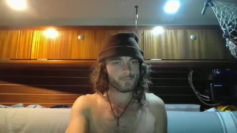 Snapshot of goodleek chatting on 10/15/25, 08:42 gooleek online show from 10/15/25, 08:42