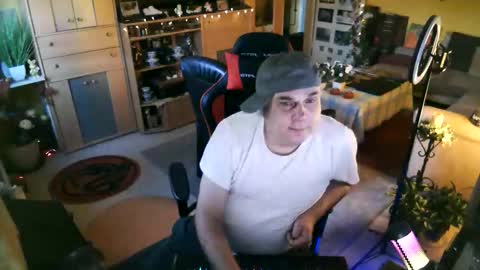 google5001 online show from 09/14/25, 05:01