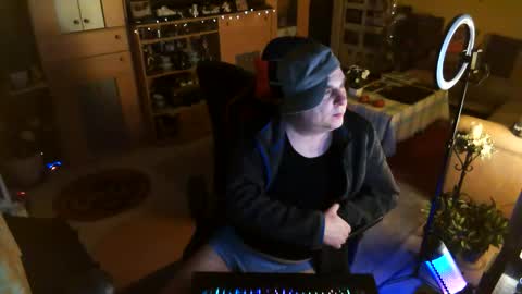 google5001 online show from 09/18/25, 05:59