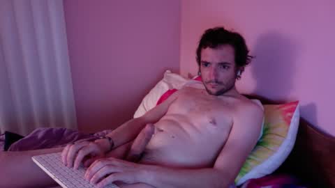 Snapshot of gooner4life88 chatting on 10/17/25, 04:37 gooner4life88 online show from 10/17/25, 04:37