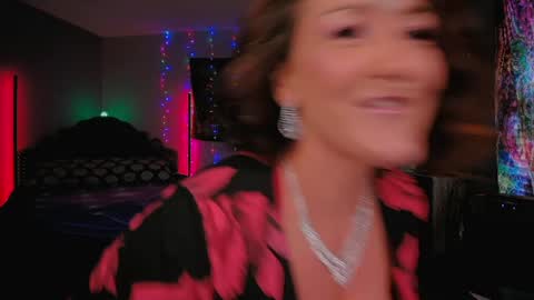 Snapshot of gooner_girl chatting on 12/18/24, 05:52 gooner_girl online show from 12/18/24, 05:52