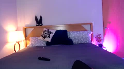 Snapshot of goonergirlnextdoor chatting on 11/09/25, 03:10 princess kierra online show from 11/09/25, 03:10