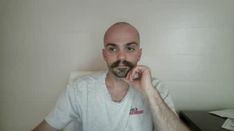 Snapshot of gord210 chatting on 07/07/26, 08:13 cowboy830 online show from 07/07/26, 08:13