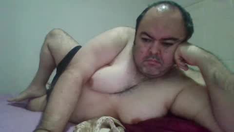 Snapshot of gorditohotp chatting on 10/13/25, 02:17 jorge online show from 10/13/25, 02:17