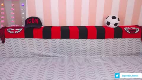 Snapshot of gordonhunt chatting on 01/22/25, 02:35 Gordon Hunt online show from 01/22/25, 02:35