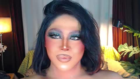 Samantha online show from 10/31/25, 06:31